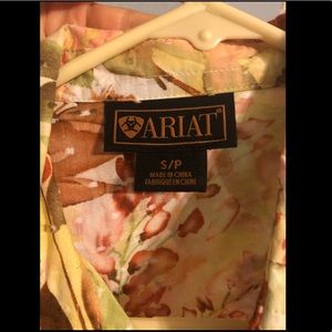 Floral Short Sleeve Ariat Button Up